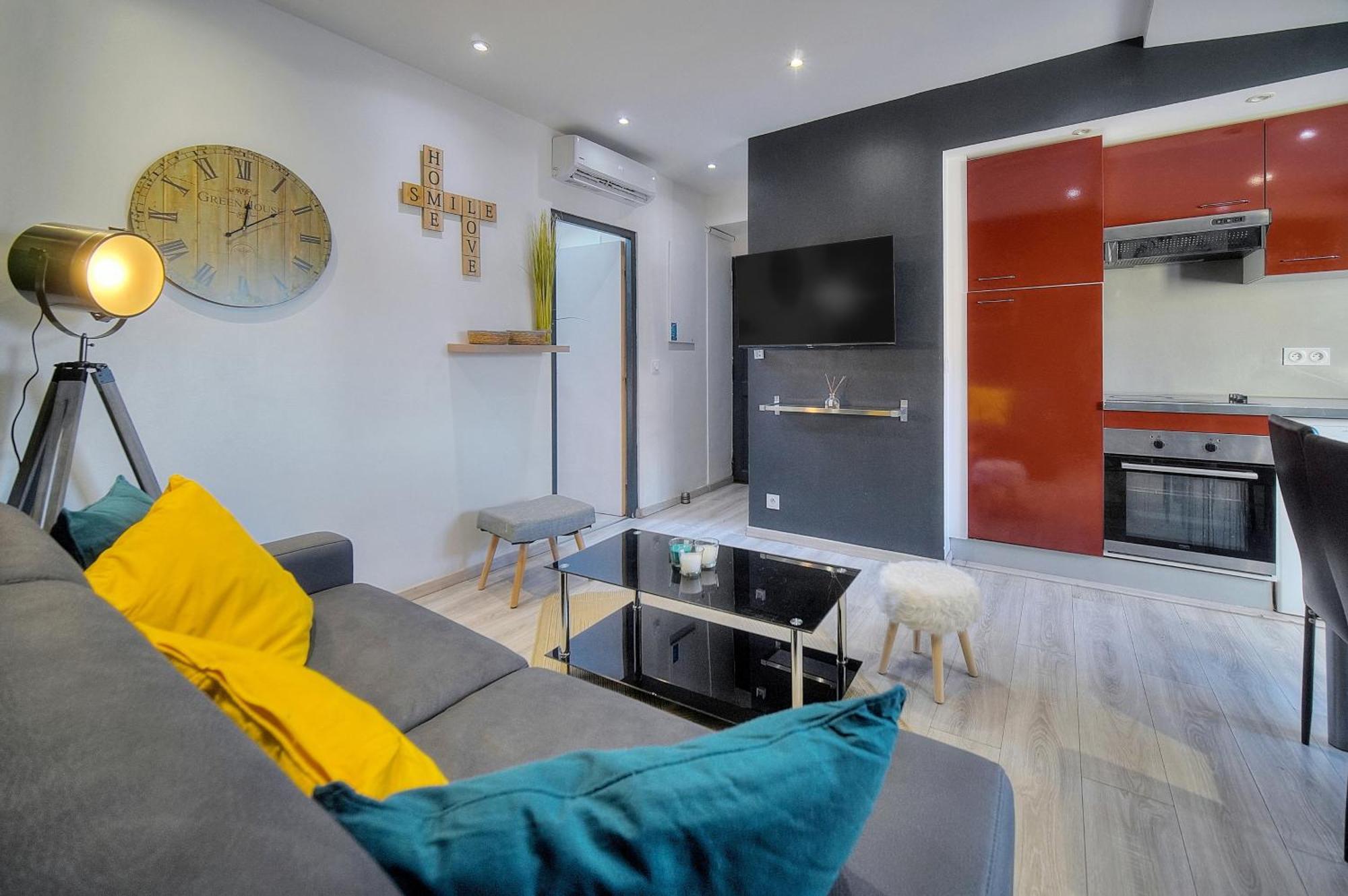 Le Chris - Centre - Wifi - Verriere Cote D'azur Apartment